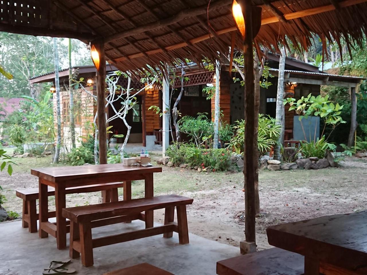 Lanta Para Hut Koh Lanta Exterior photo
